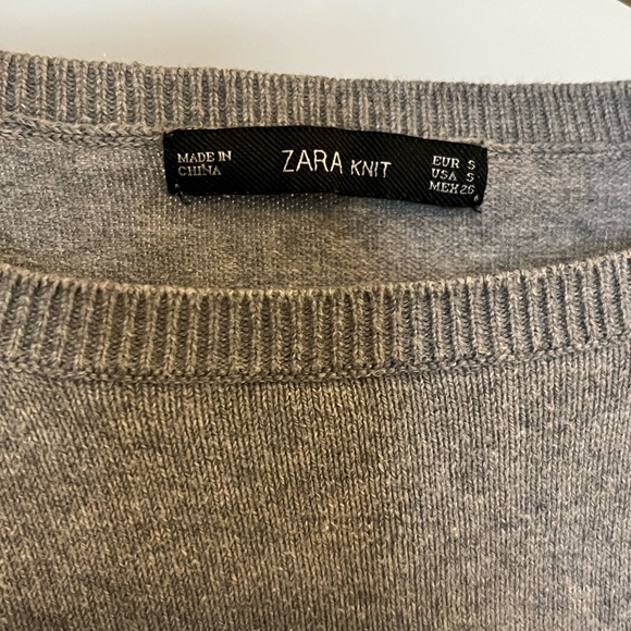 Zara Sweater - Picture 2 of 3